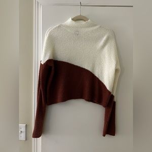 Super cute terracotta and white turtleneck